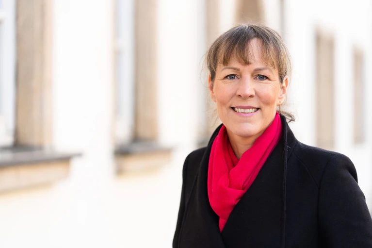 Muss in die Stichwahl: Eva Döhla, OB von Hof. (Archivbild) — © Nicolas Armer/dpa