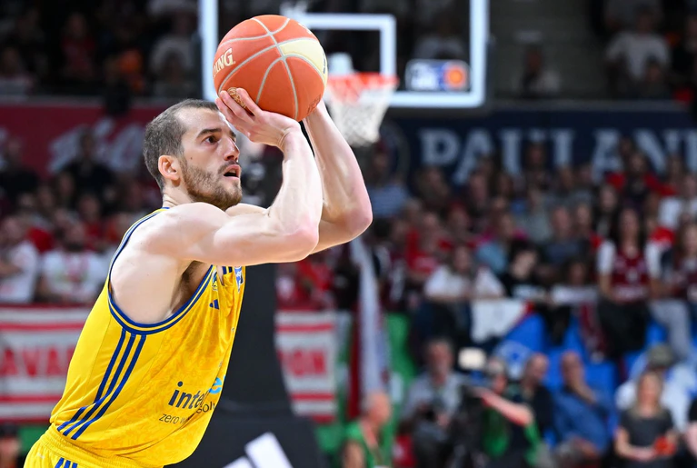Matt Thomas wollte sich mit Alba Berlin aus der Krise spielen. — © Sven Hoppe/dpa
