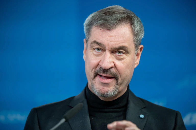 Vor der vergangenen Bundestagswahl hatte Söder sich noch für Schwarz-Grün starkgemacht. — © Michael Kappeler/dpa