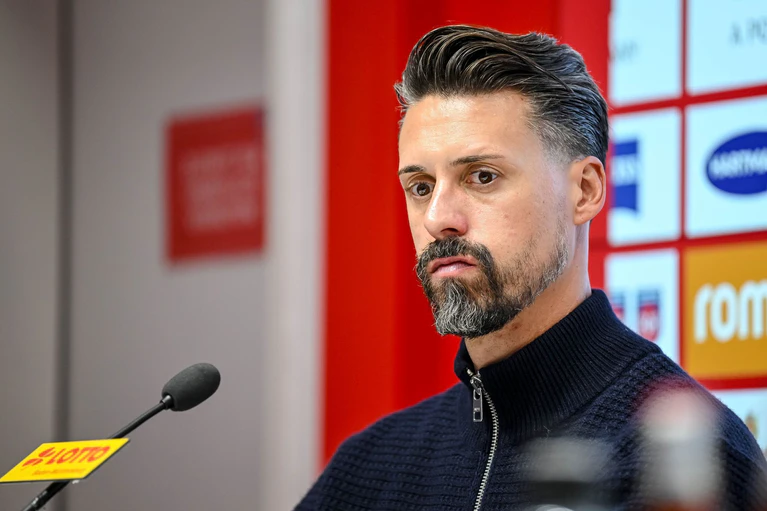 Augsburg-Trainer Sandro Wagner muss die erste Krise seiner noch jungen Bundesliga-Karriere meistern. (Archivfoto) — © Harry Langer/dpa