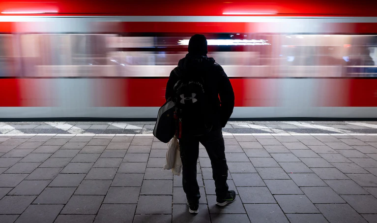Geduld war auch 2025 wieder bei vielen Fahrgästen der Münchner S-Bahn gefragt. (Archivbild) — © Sven Hoppe/dpa