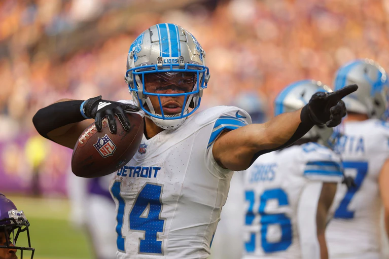 Amon-Ra St. Brown freut sich auf das NFL-Heimspiel mit den Detroit Lions in München. (Archivbild) — © Bruce Kluckhohn/AP/dpa