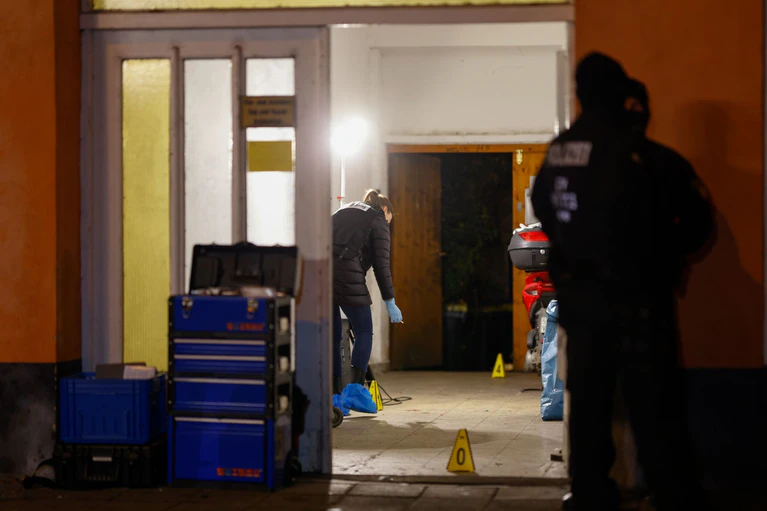 Die Polizei geht derzeit davon aus, dass die beiden Männer sich kannten. — © News5/David Oßwald/NEWS5/dpa