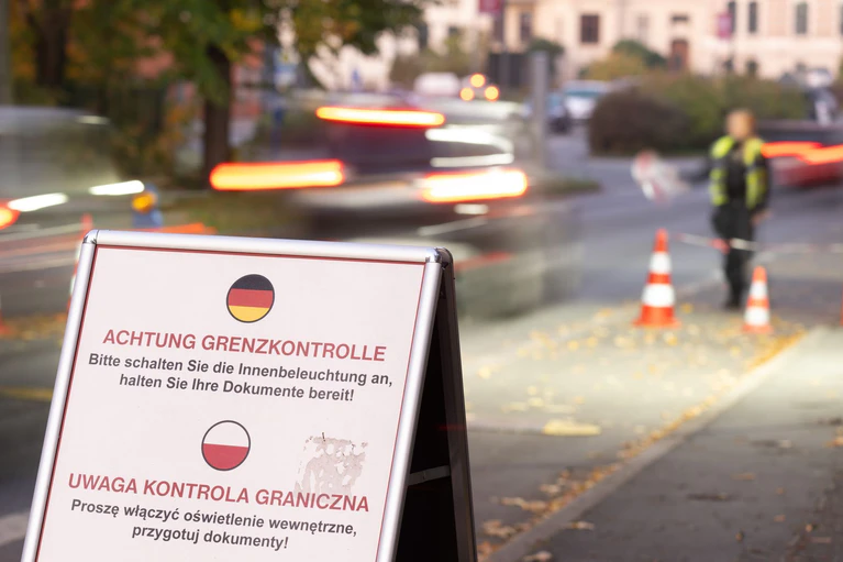 An der deutsch-polnischen Grenze wird seit gut einem Jahr kontrolliert. (Archivfoto) — © Sebastian Kahnert/dpa