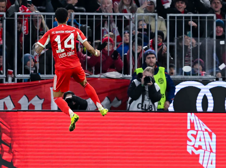 Mann des Spiels gegen Hoffenheim: Bayern-Star Luis Díaz. — © Sven Hoppe/dpa