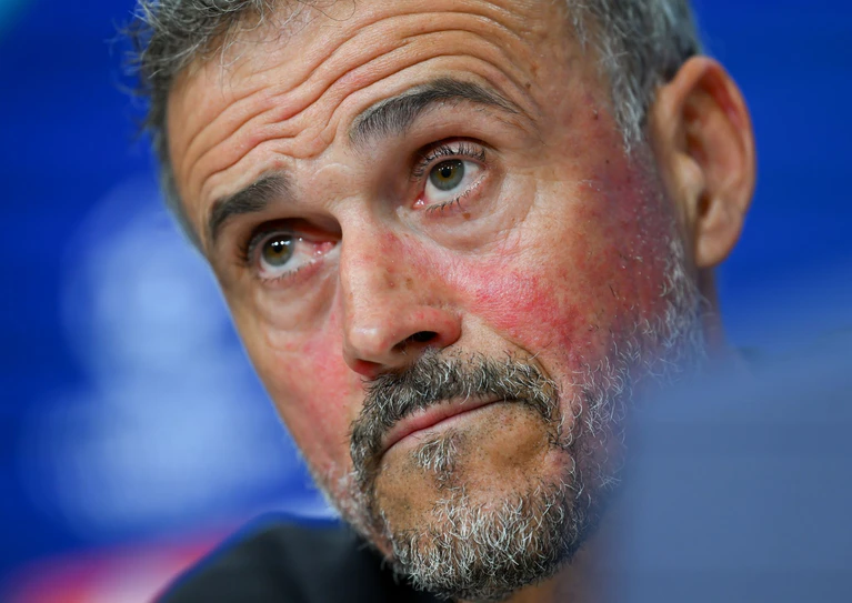 Paris-Coach Luis Enrique will zum zweiten Mal in Serie ins Champions-League-Finale. — © Sven Hoppe/dpa
