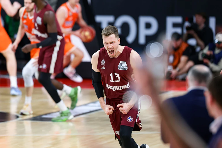 Andreas Obst hielt die Bayern mit seinen Dreiern im Spiel. — © Daniel Löb/dpa