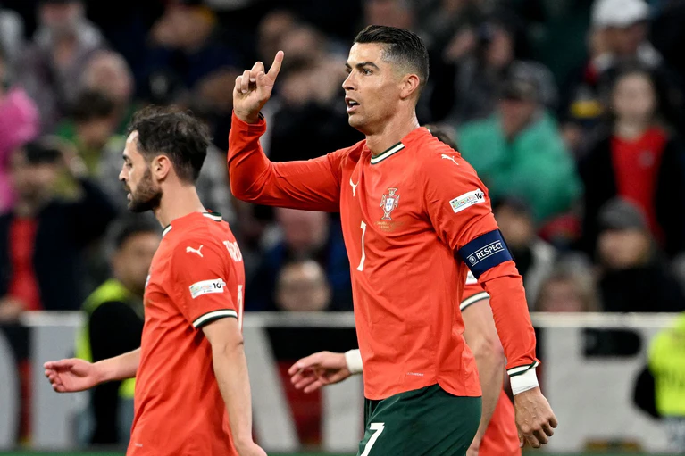Cristiano Ronaldo siegt in München. — © Federico Gambarini/dpa
